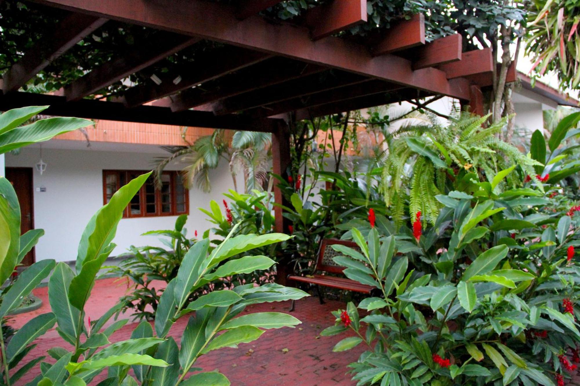 Pousada Larimor Boicucanga Bagian luar foto